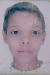 A única imagem de Elias Chuede de 20 anos, que a família teria para a localização. A foto é do Registro Geral (RG) quando Elias era de menor.