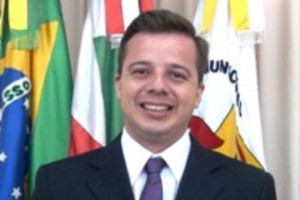 Christian Martins Partido: PMDB VOTO: SIM
